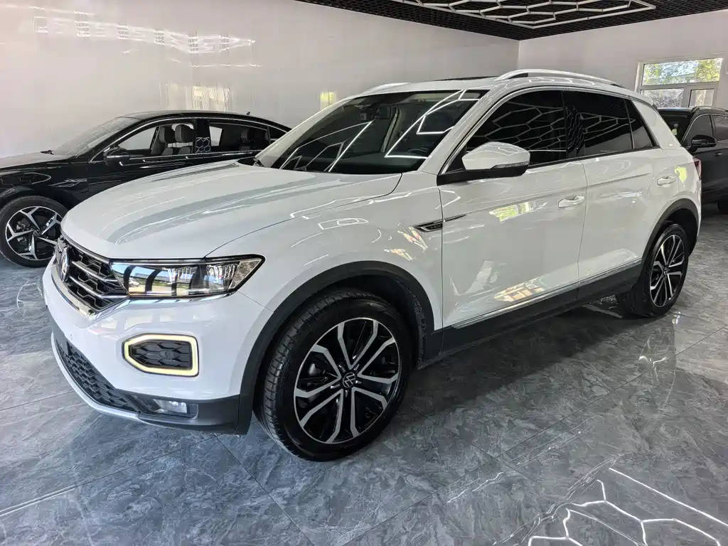 Volkswagen T-Roc — фото 3