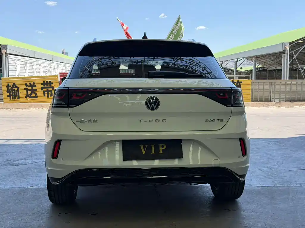 Volkswagen T-Roc — фото 5