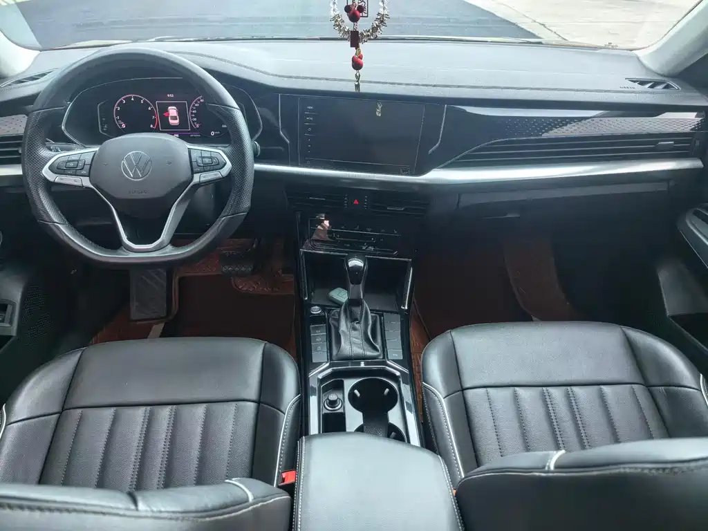 Volkswagen Passat — фото 4
