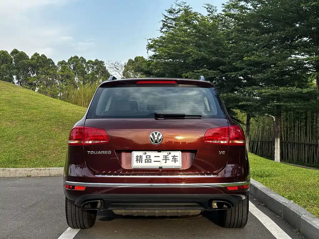 Volkswagen Touareg — фото 7