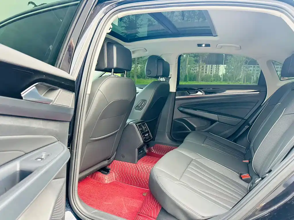 Volkswagen Passat — фото 6