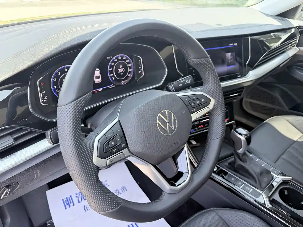 Volkswagen Passat — фото 5