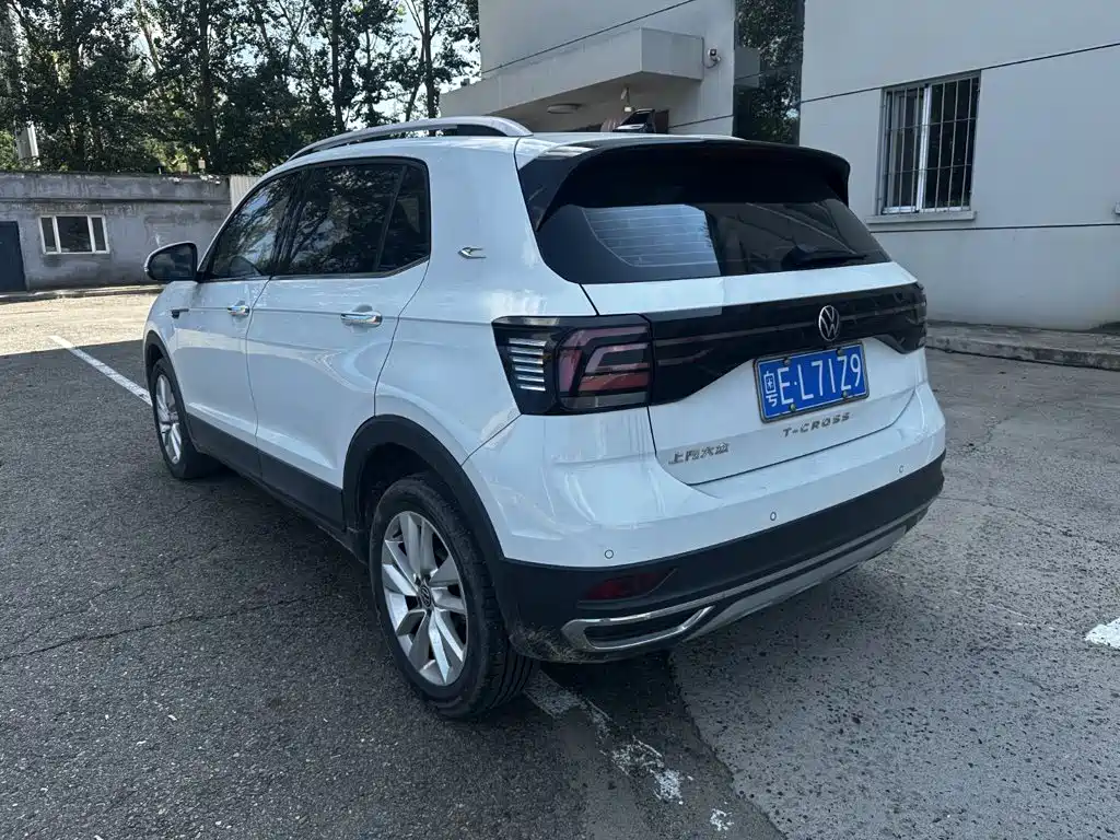 Volkswagen T-Cross — фото 4