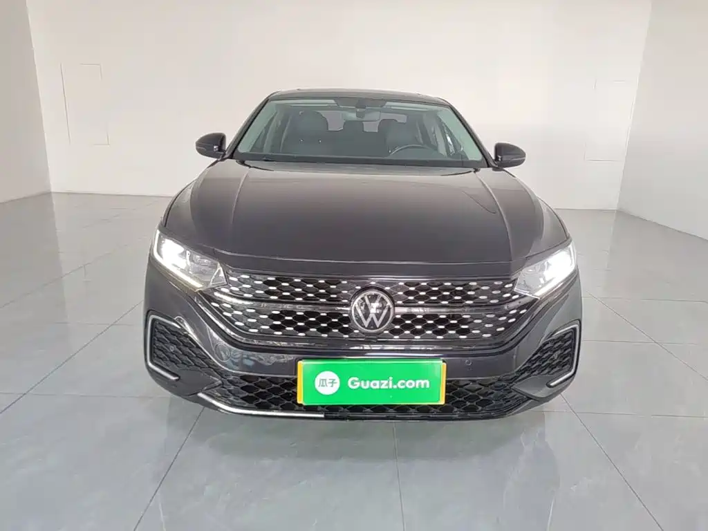 Volkswagen Passat — фото 3