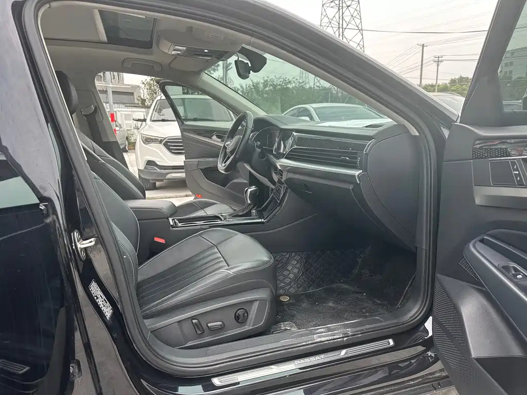 Volkswagen Passat — фото 7