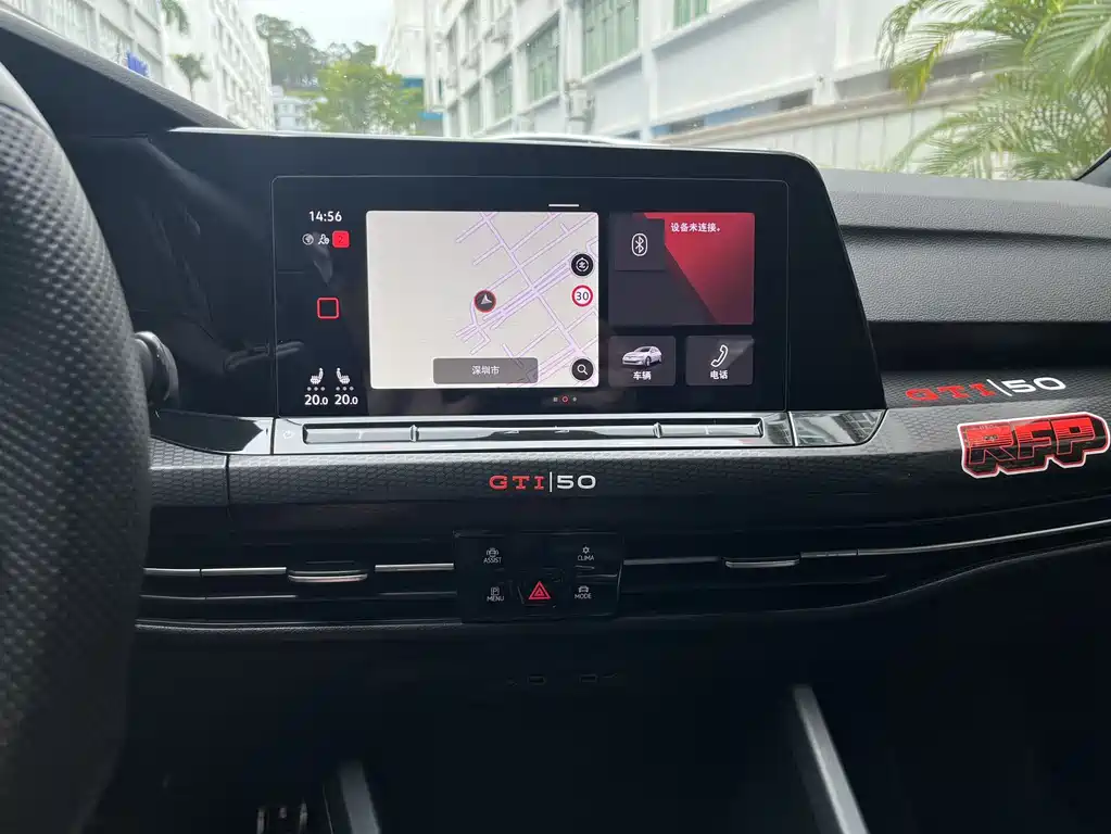 Volkswagen Golf GTI — фото 7
