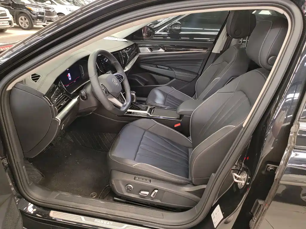 Volkswagen Passat — фото 7