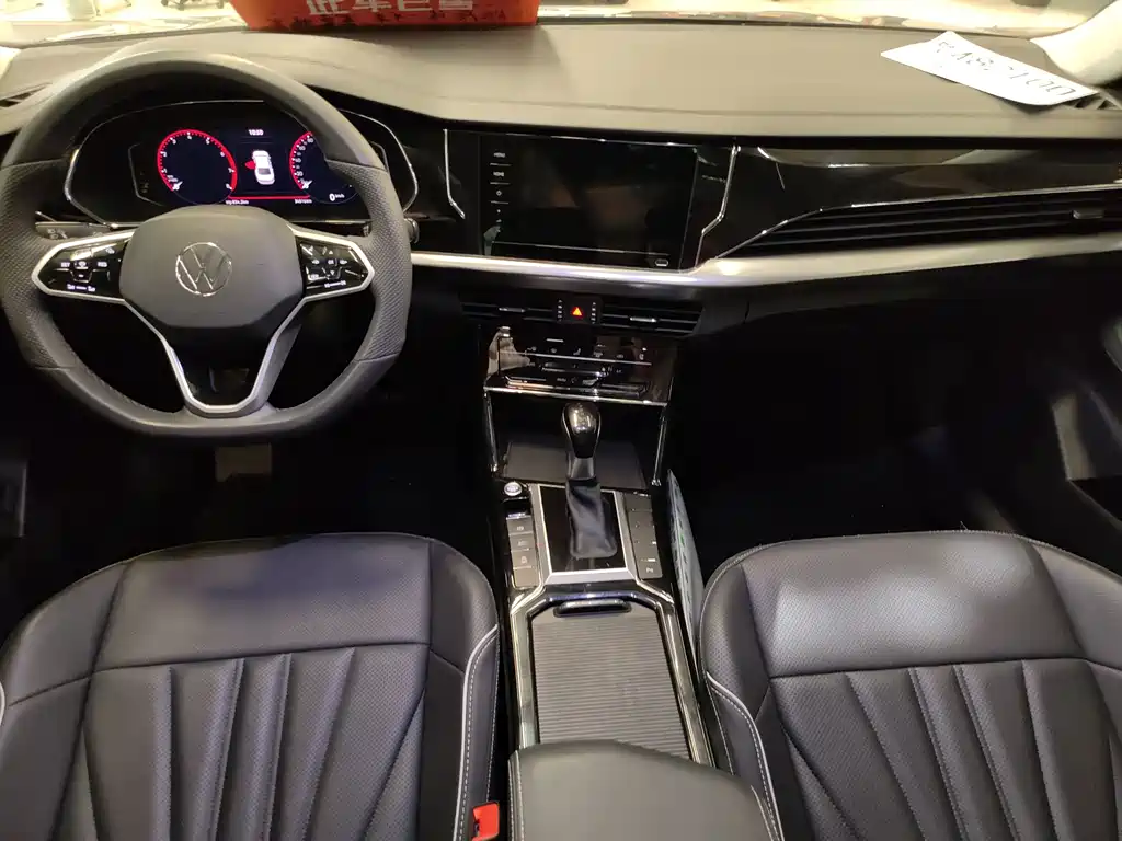Volkswagen Passat — фото 9