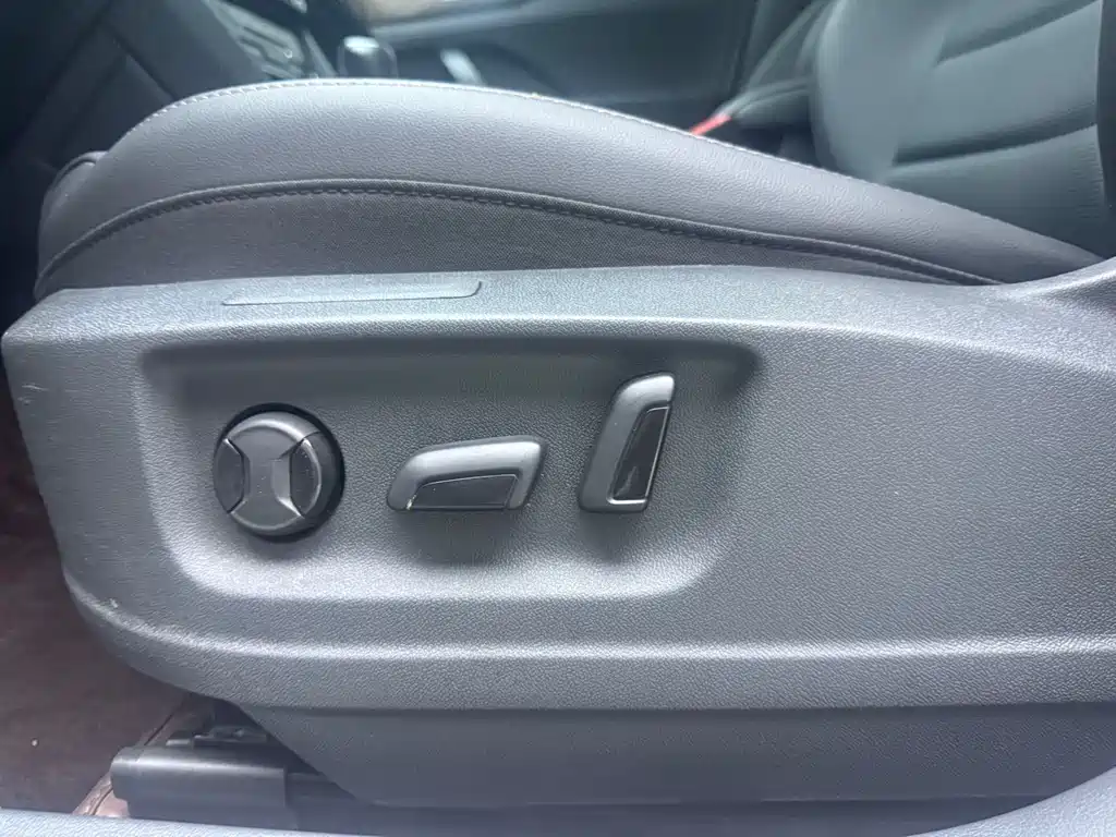 Volkswagen Tharu — фото 8
