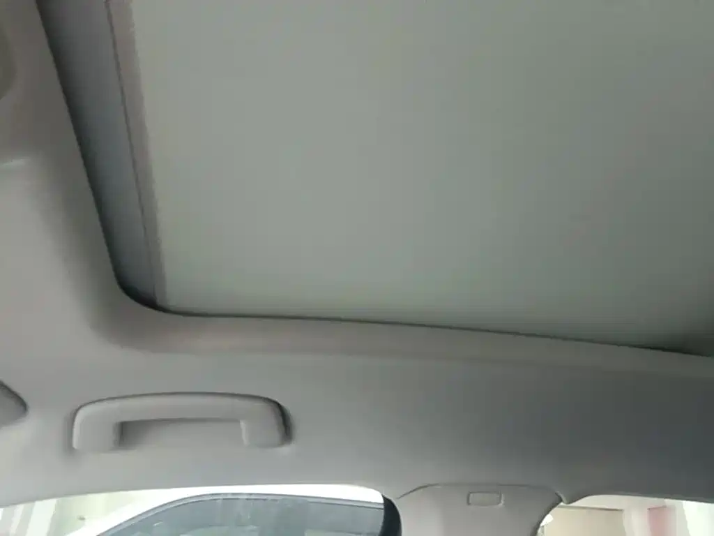Volkswagen Passat — фото 18