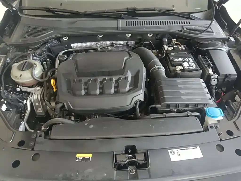 Volkswagen Passat — фото 20