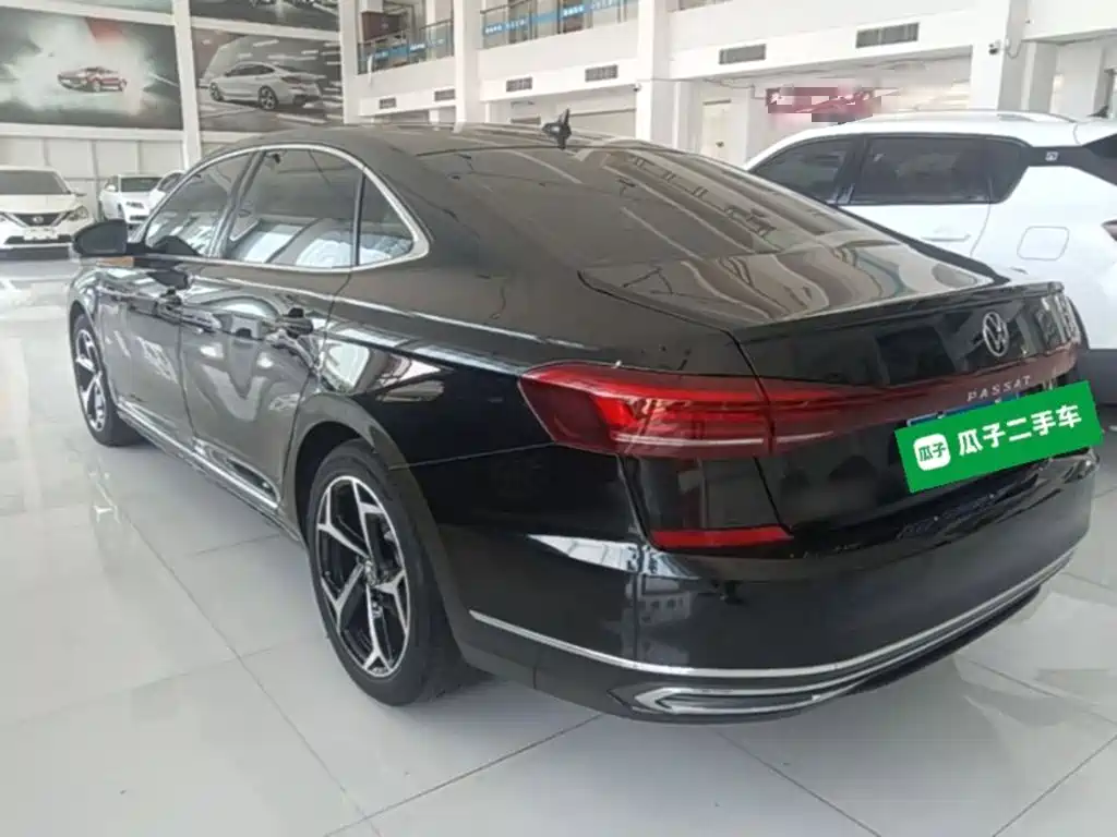 Volkswagen Passat — фото 5
