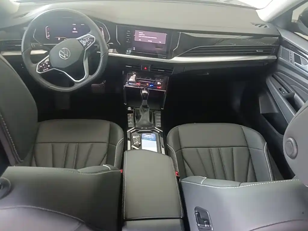 Volkswagen Passat — фото 10