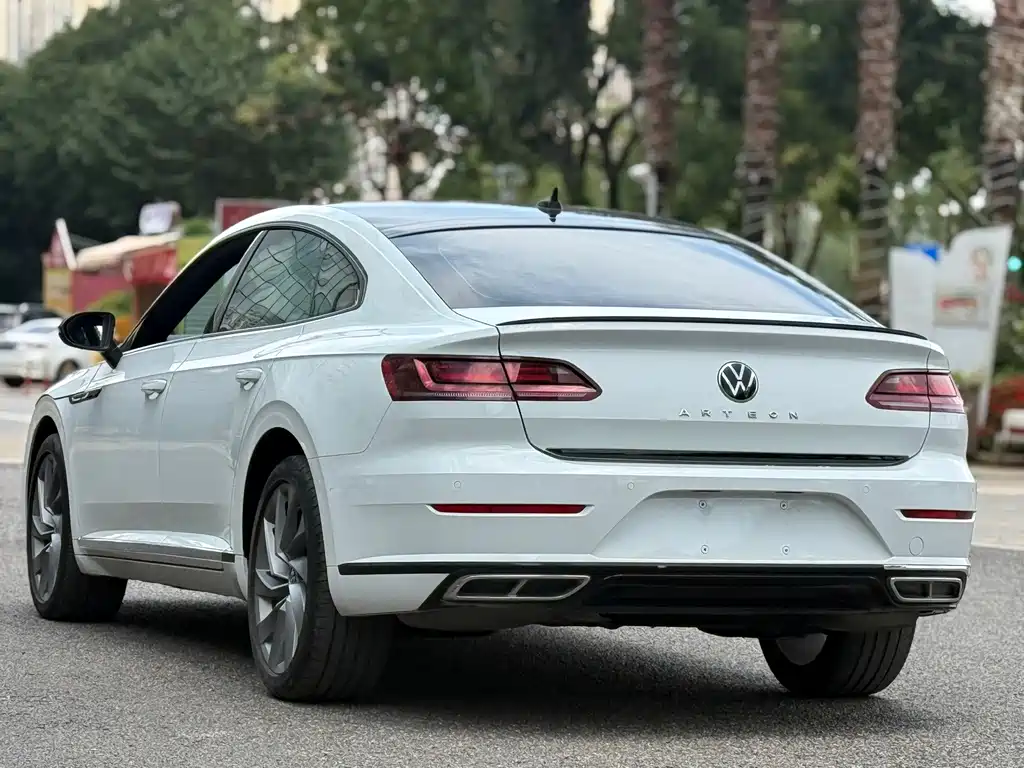 Volkswagen CC — фото 15