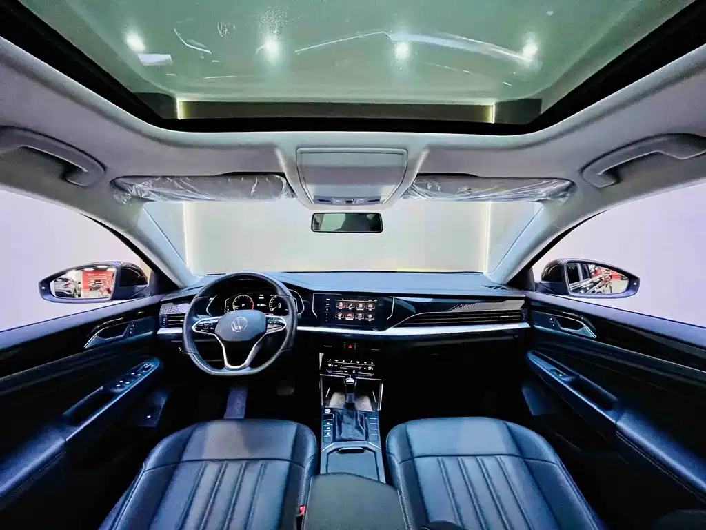 Volkswagen Passat — фото 8