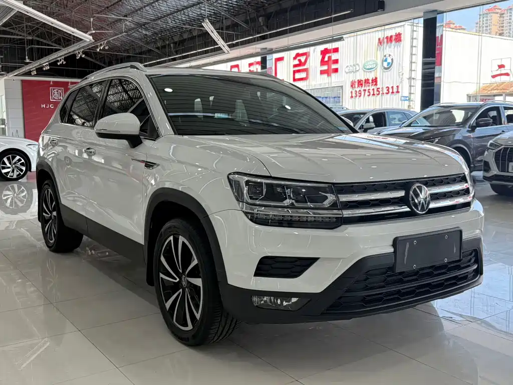 Volkswagen Tharu — фото 3