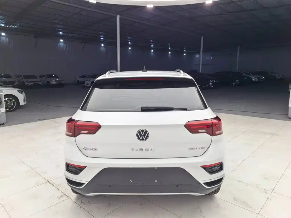 Volkswagen T-Roc — фото 5