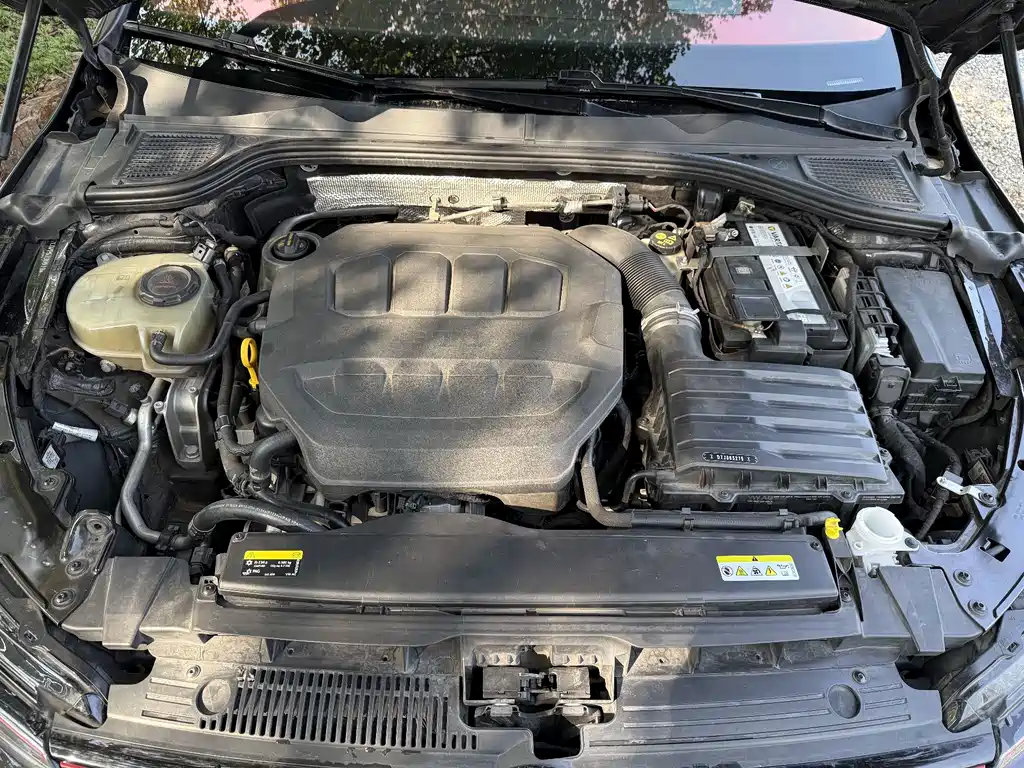 Volkswagen Golf GTI — фото 23
