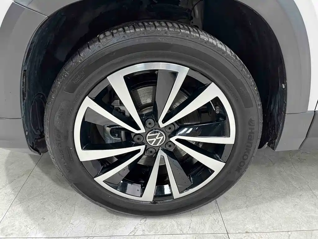 Volkswagen Tharu — фото 19