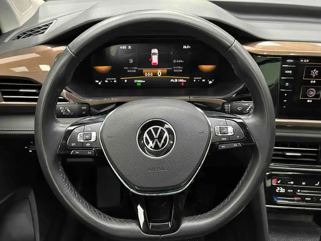 Volkswagen Tharu — фото 3