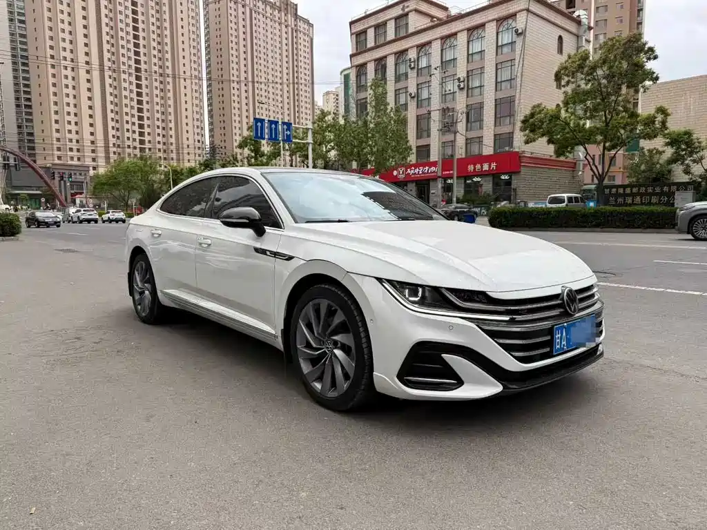 Volkswagen CC — фото 3