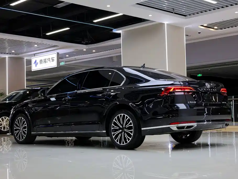 Volkswagen Phideon — фото 5