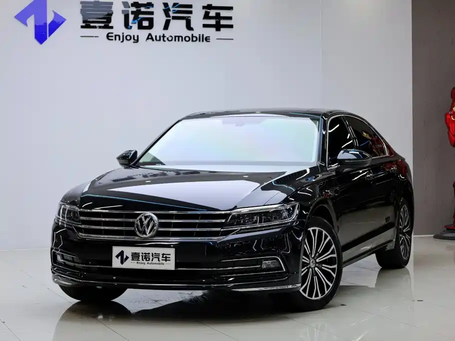 Volkswagen Phideon — фото 9