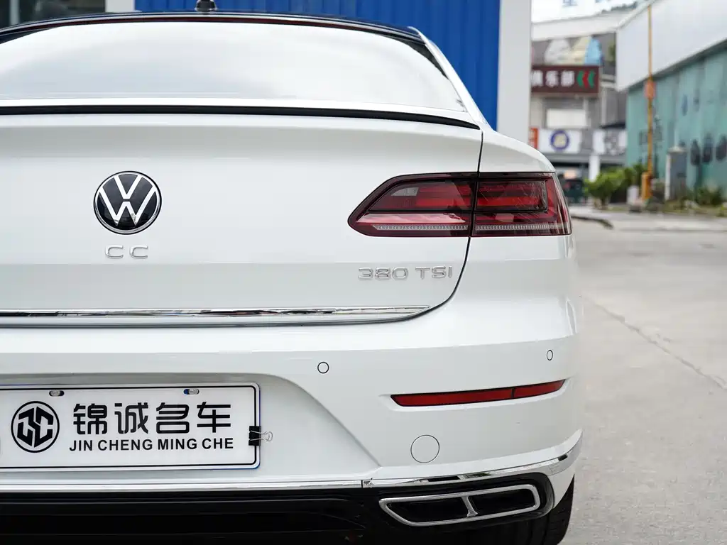Volkswagen CC — фото 17