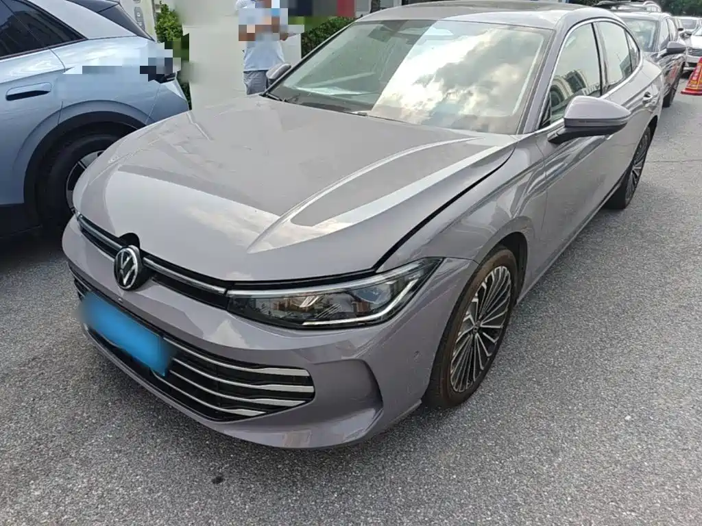 Volkswagen Passat — фото 2