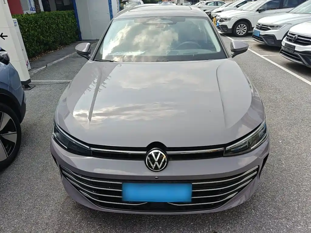 Volkswagen Passat — фото 3