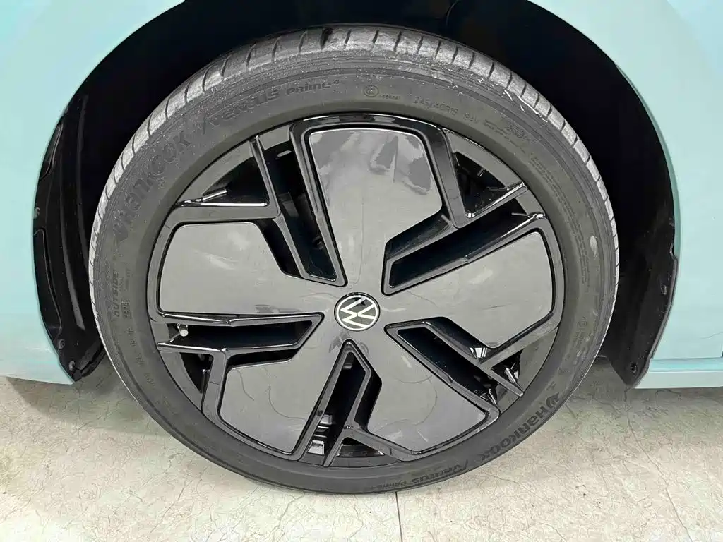 Volkswagen Passat — фото 20