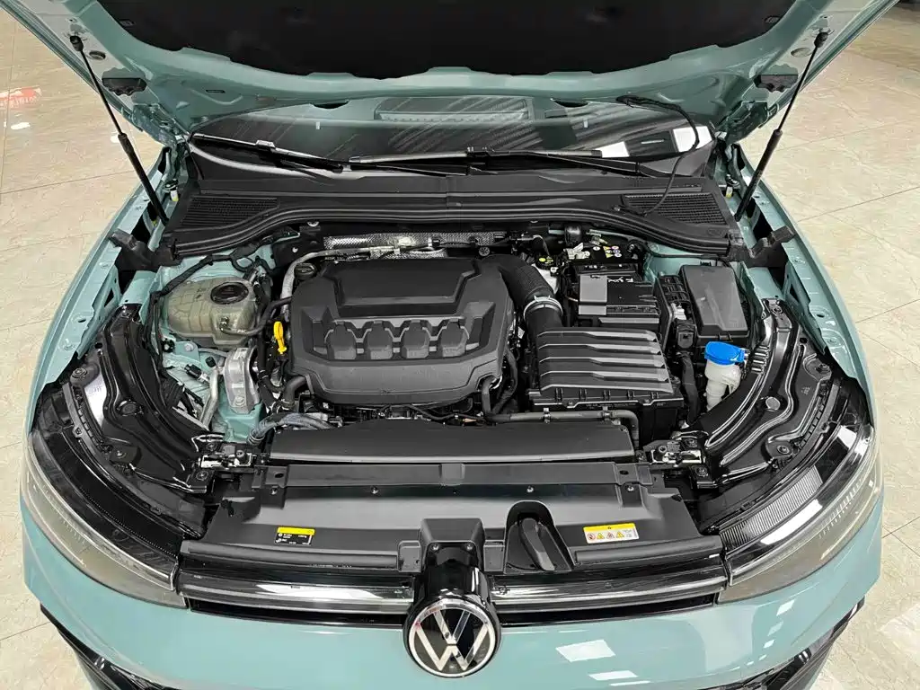 Volkswagen Passat — фото 21
