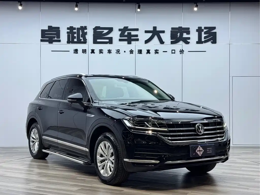 Volkswagen Touareg — фото 3