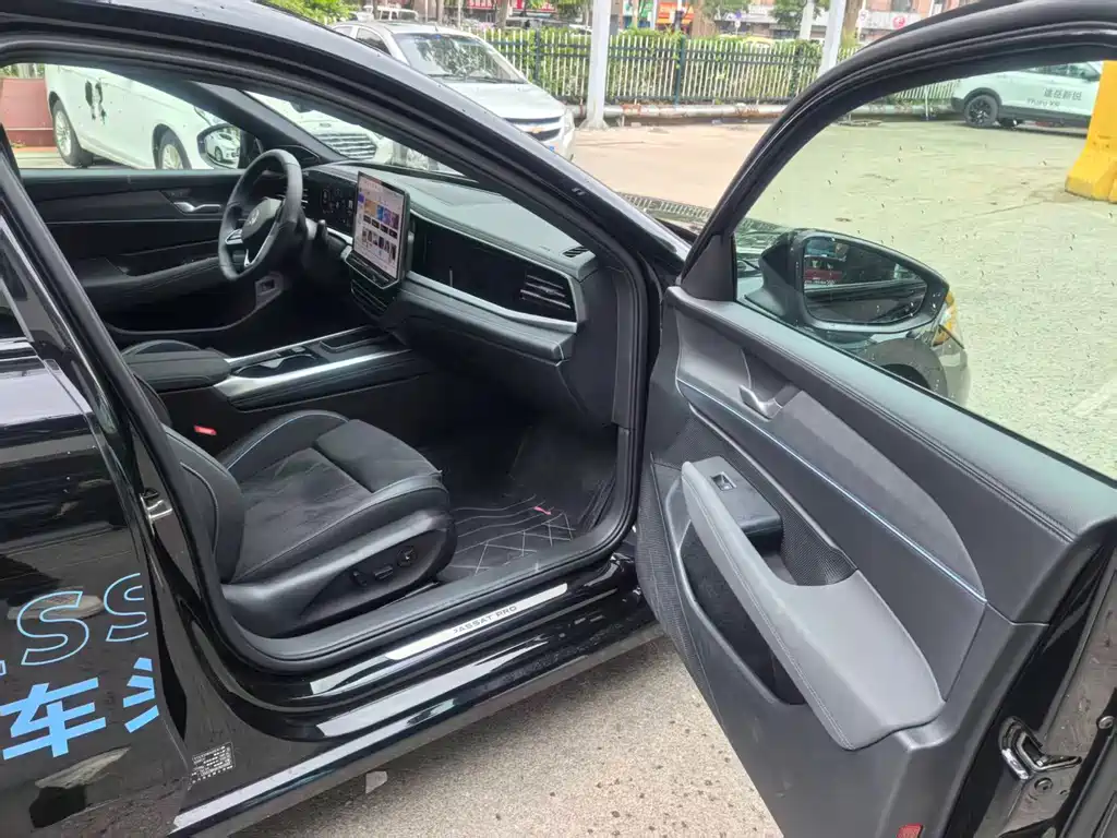Volkswagen Passat — фото 18