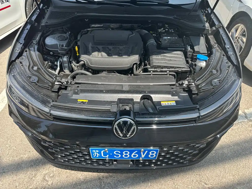 Volkswagen Passat — фото 19