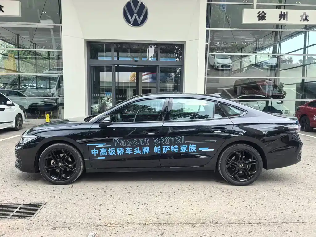 Volkswagen Passat — фото 4