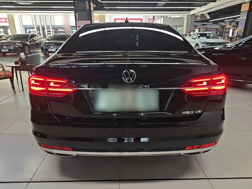 Volkswagen Phideon — фото 6