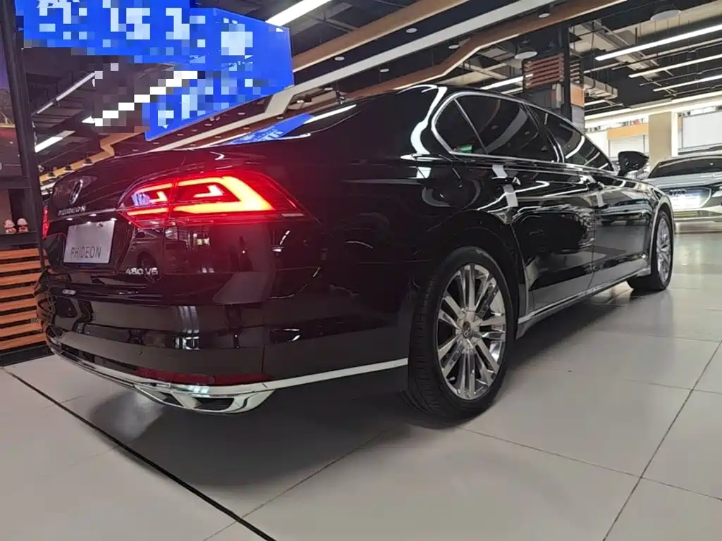 Volkswagen Phideon — фото 7