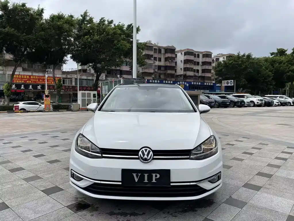 Volkswagen Golf — фото 2