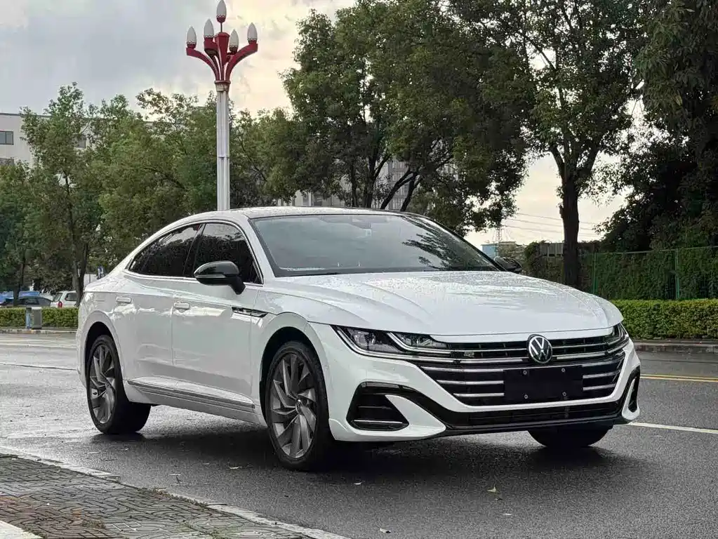 Volkswagen CC — фото 3