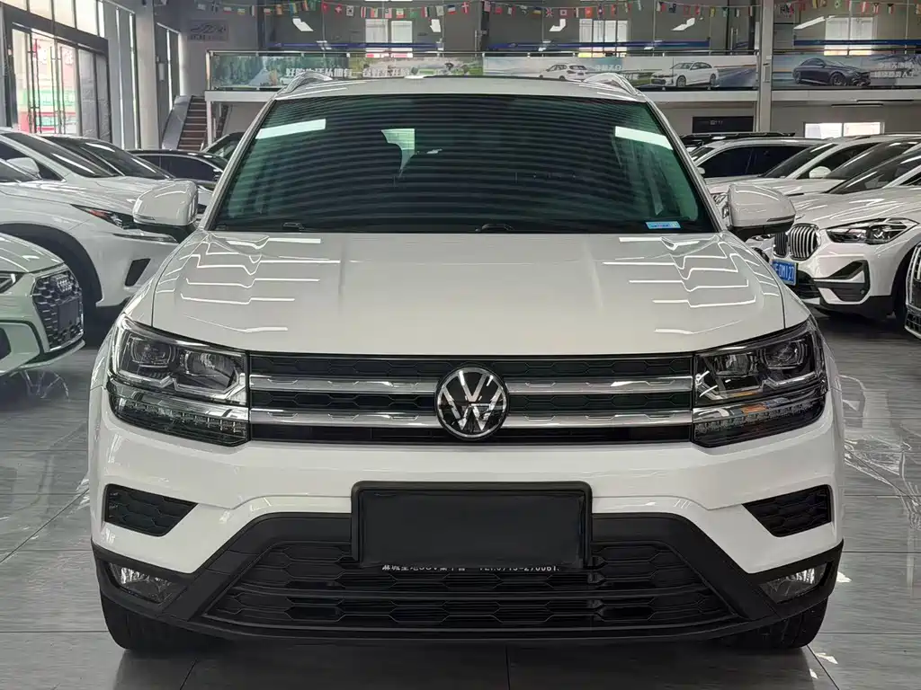 Volkswagen Tharu — фото 2