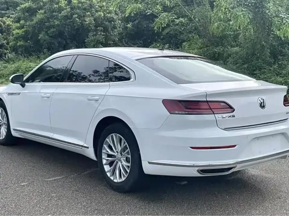 Volkswagen CC — фото 8