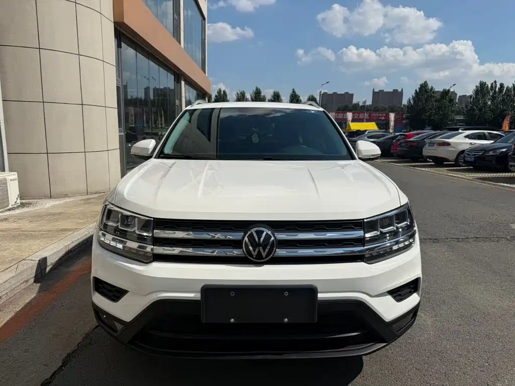 Volkswagen Tharu — фото 2