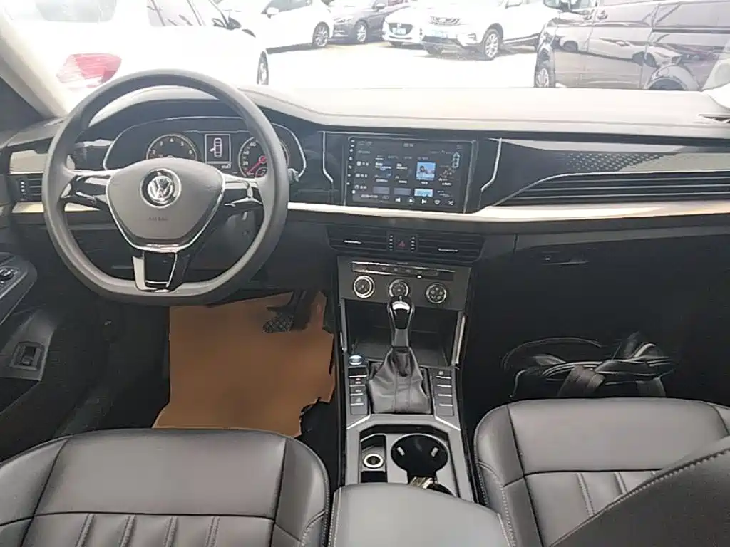 Volkswagen Passat — фото 10