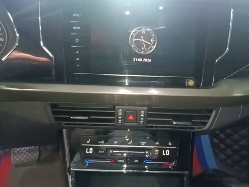 Volkswagen Passat — фото 13