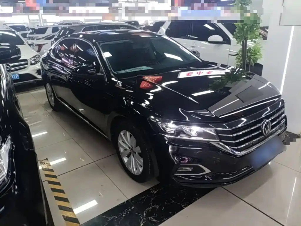 Volkswagen Passat — фото 4