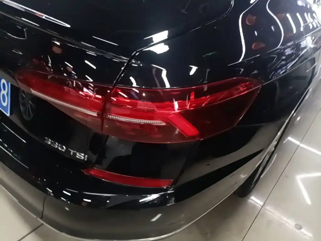 Volkswagen Passat — фото 8
