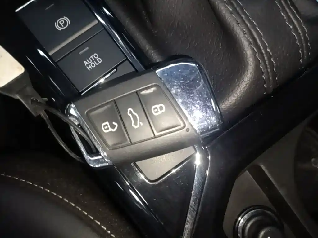 Volkswagen Passat — фото 9
