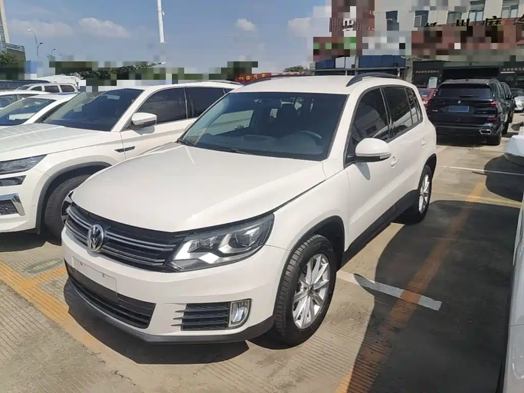 Volkswagen Tiguan — фото 2
