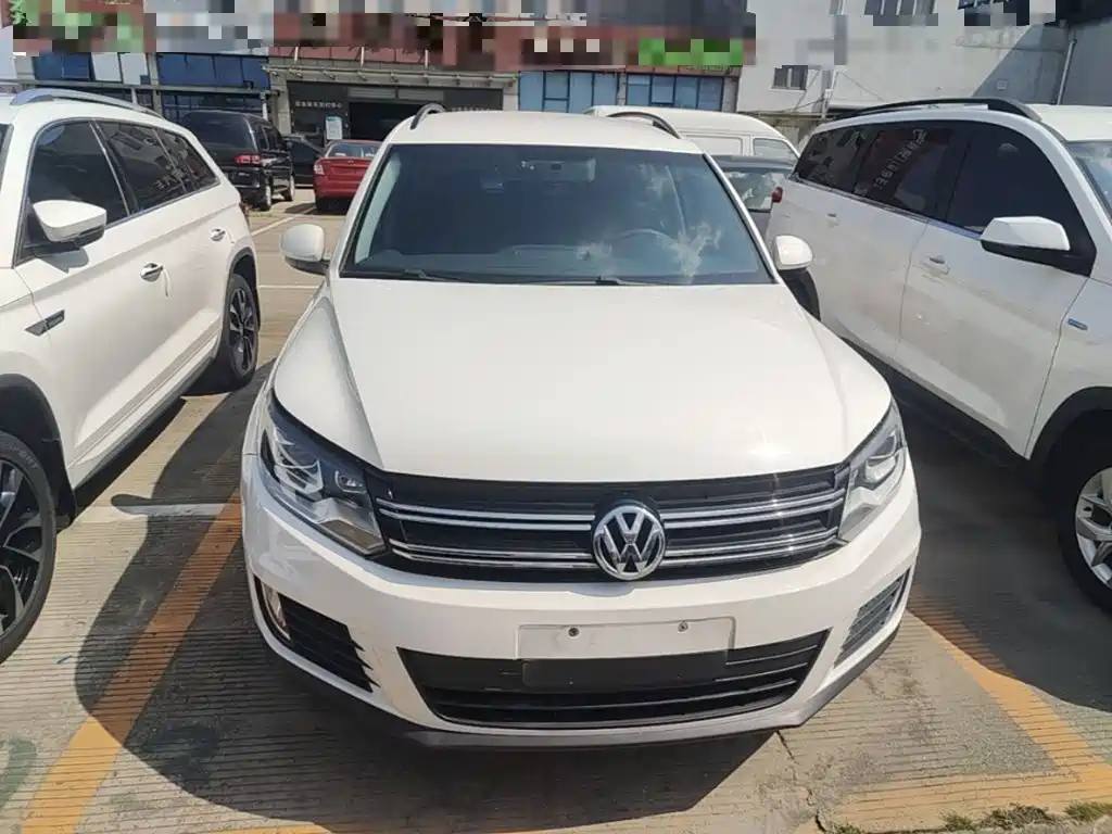 Volkswagen Tiguan — фото 3